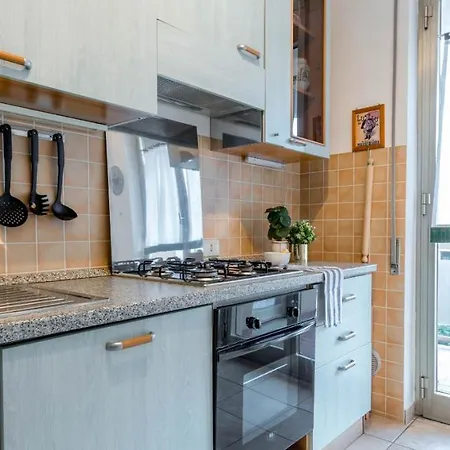 Altido 1br Apt With Terrace, Near Saporiti And