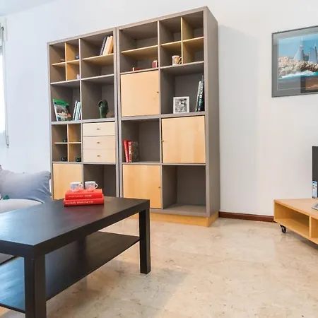 דירה Altido 1br Apt With Terrace, Near Saporiti And *